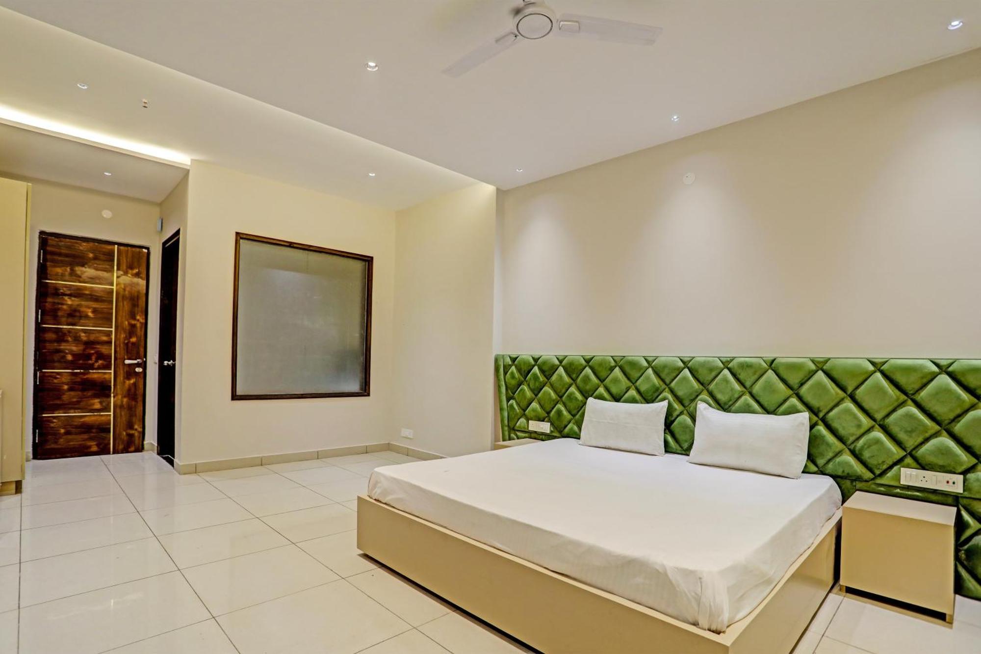 Hotel O Miraas Hotel And Banquet Hall Лудхиана Экстерьер фото