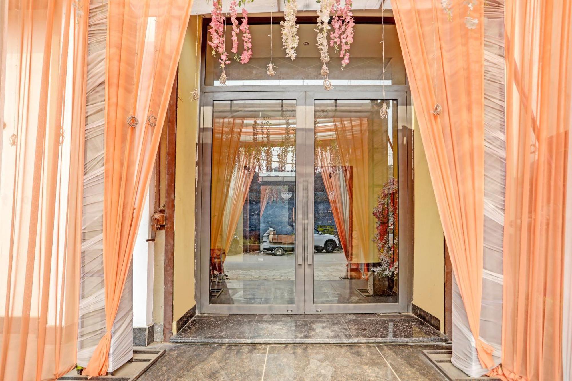 Hotel O Miraas Hotel And Banquet Hall Лудхиана Экстерьер фото